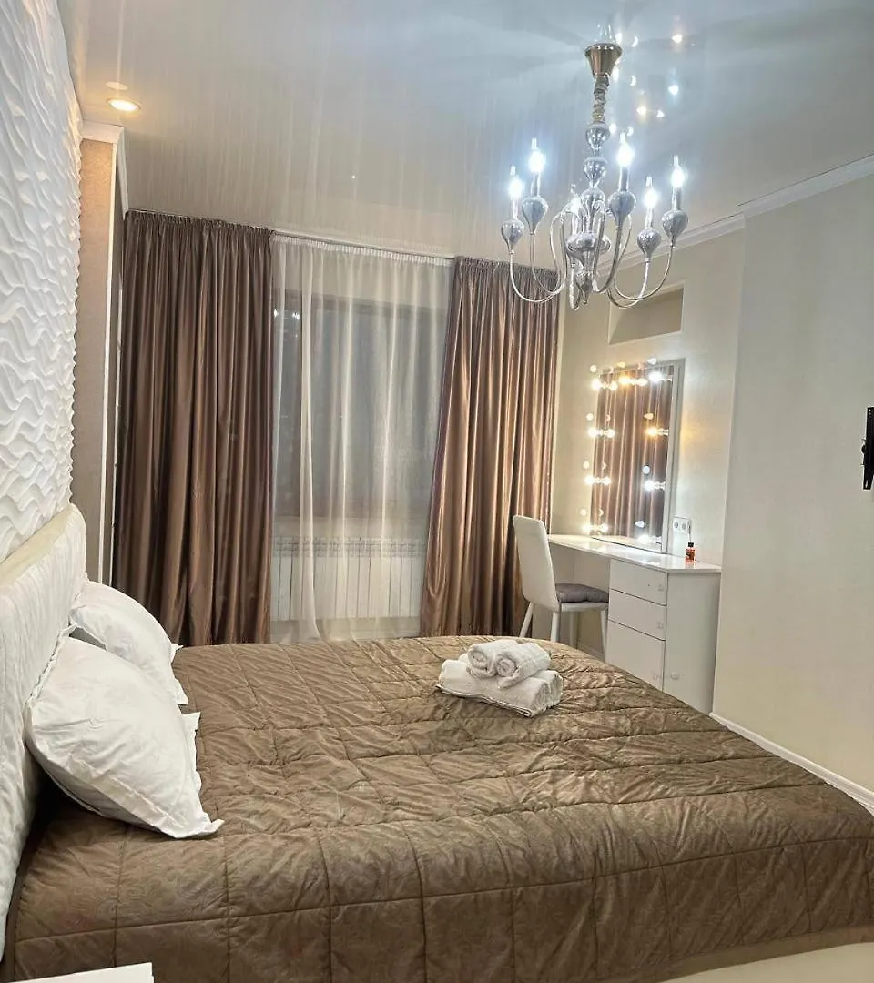 Уютная 1-Комнатная Квартира В Жк Бакытты Омир Almaty Apartmán